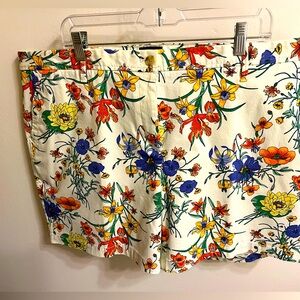 Talbots Relaxed Chino Shorts - Ivory Multi Floral Pattern 18W NWOT